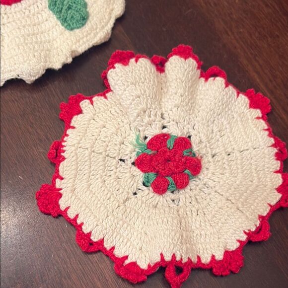 Handmade Crochet red Rose Pot Holders - Picture 4 of 9